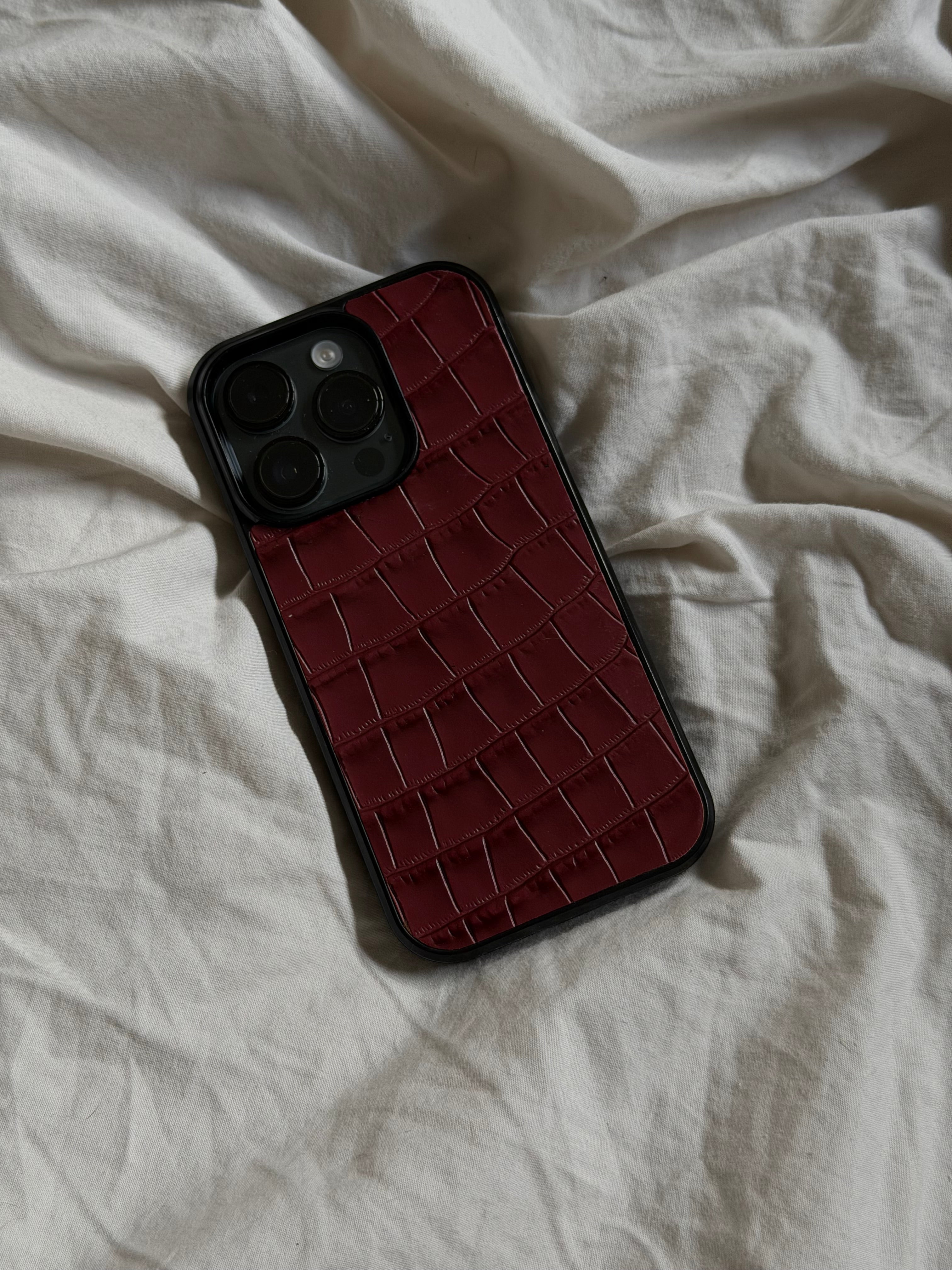 מגן עור בורדו תנין