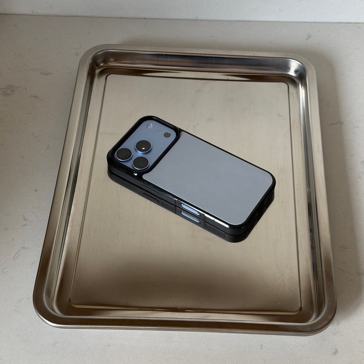 כיסוי לאייפון MagSafe תכלת חלק