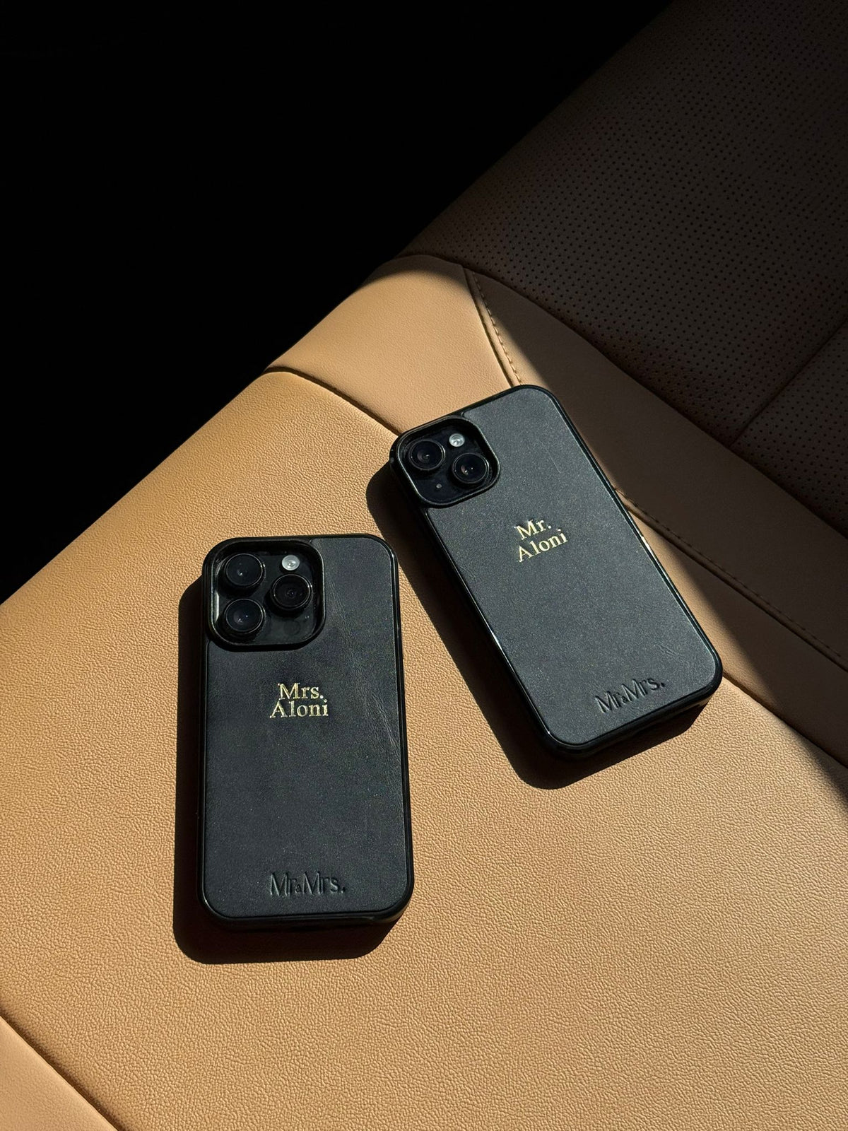 כיסוי לאייפון MagSafe שחור חלק