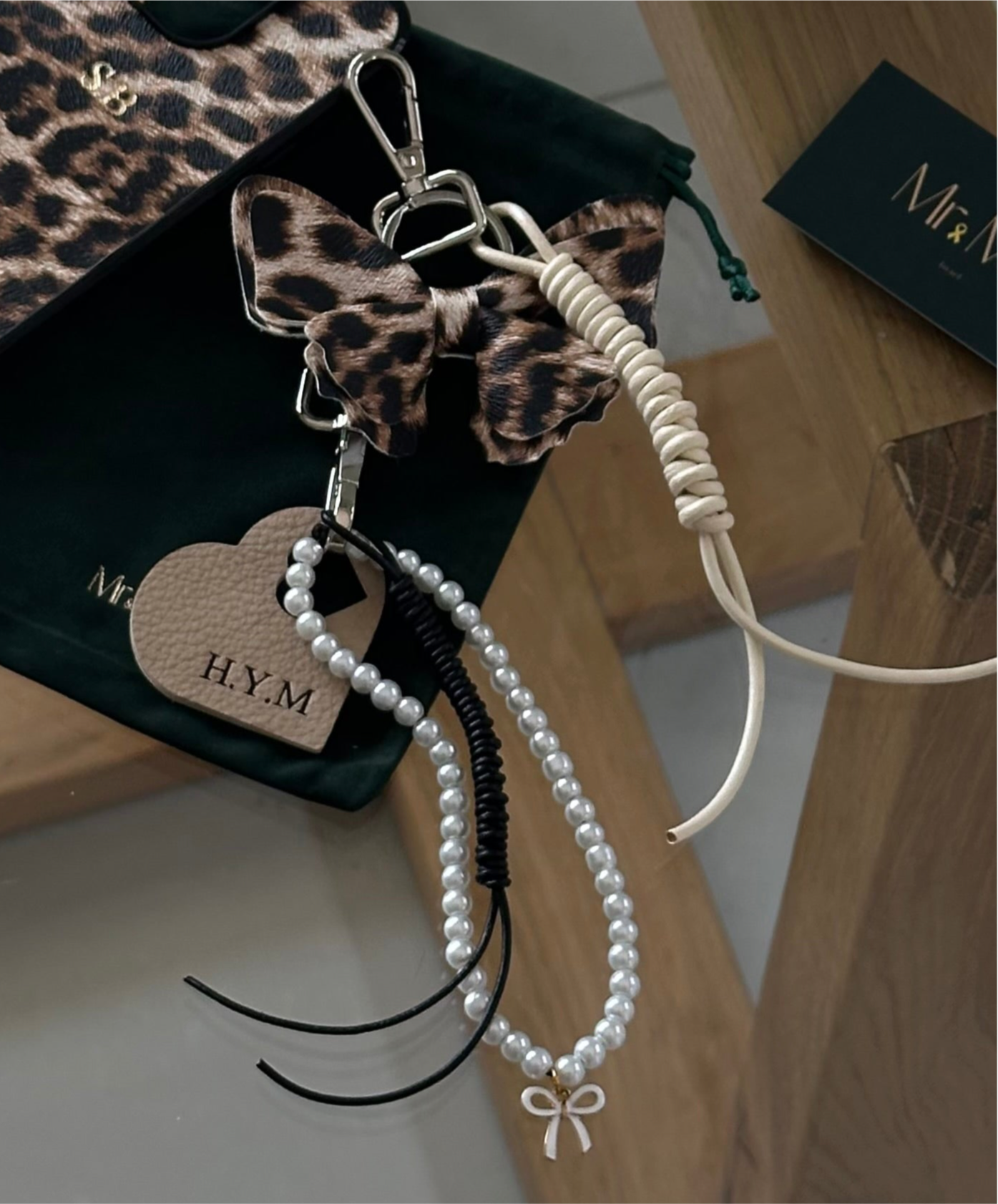 מחזיק מפתחות LEOPARD